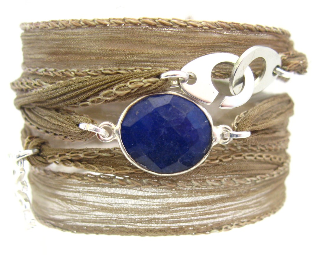 Bracelet en soie Gemma et lapis lazuli