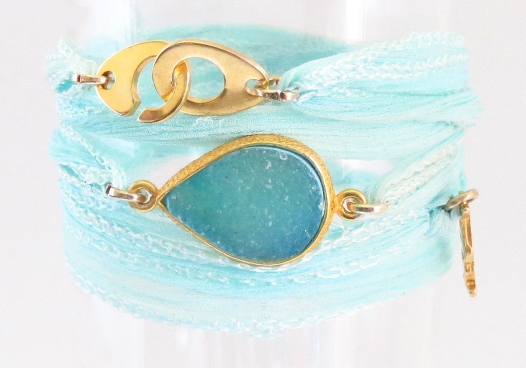 Bracelet en soie Gemma et quartz druse turquoise