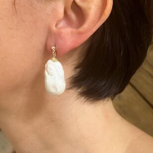 Boucles d'oreilles Clothilde grande perle d'eau douce