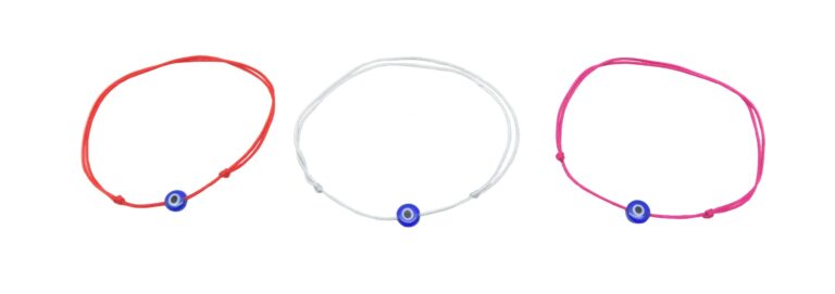 b10-ibiza-oeil-bleu-marine-scaled