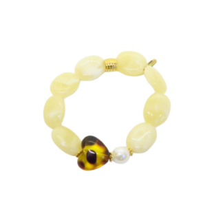 Bracelet Gabrielle perles ivoire et cœur léopard