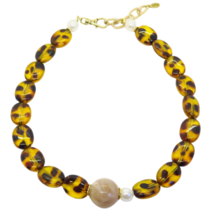 Ras de cou Gabrielle perles léopard et perle beige