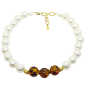 Ras de cou Gabrielle perles blanches et perles léopard