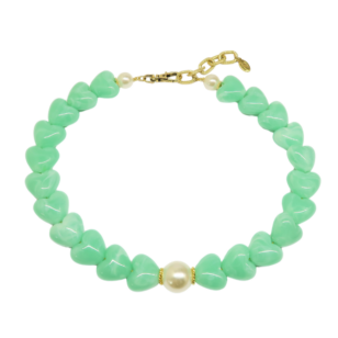 Ras de cou Gabrielle cœurs vert d'eau et perles blanches