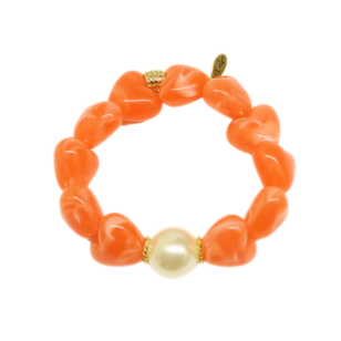 Bracelet Gabrielle cœurs pamplemousse et perle blanche